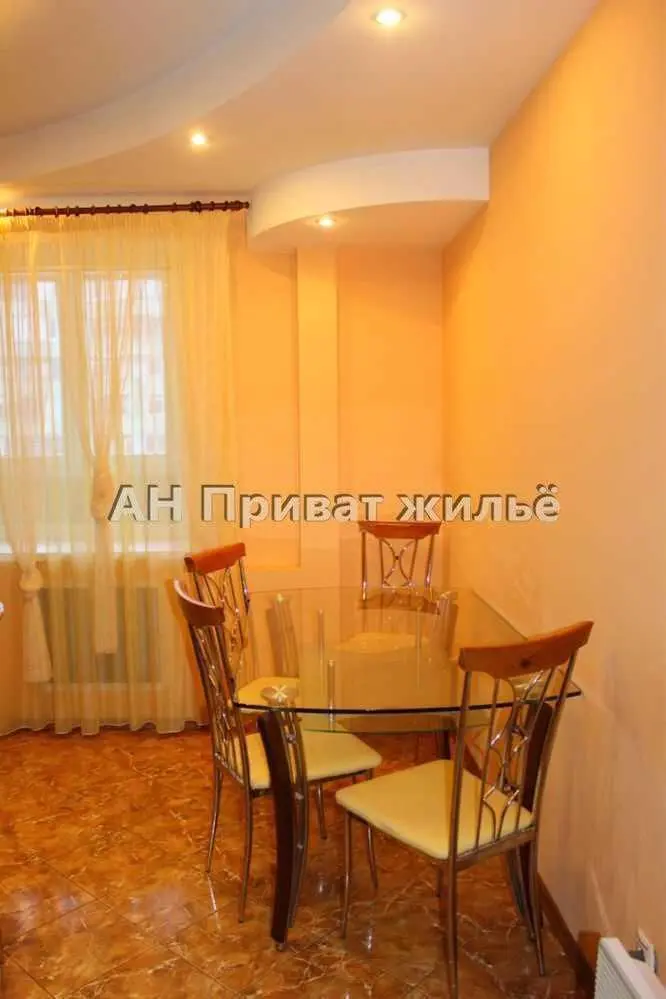 Чудова квартира на Леваді