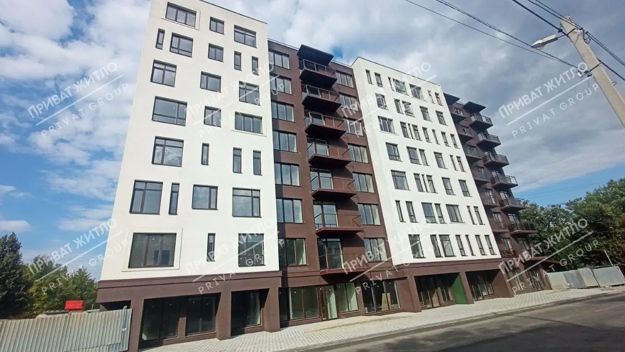 Продаж новобудови в центральній частині міста.