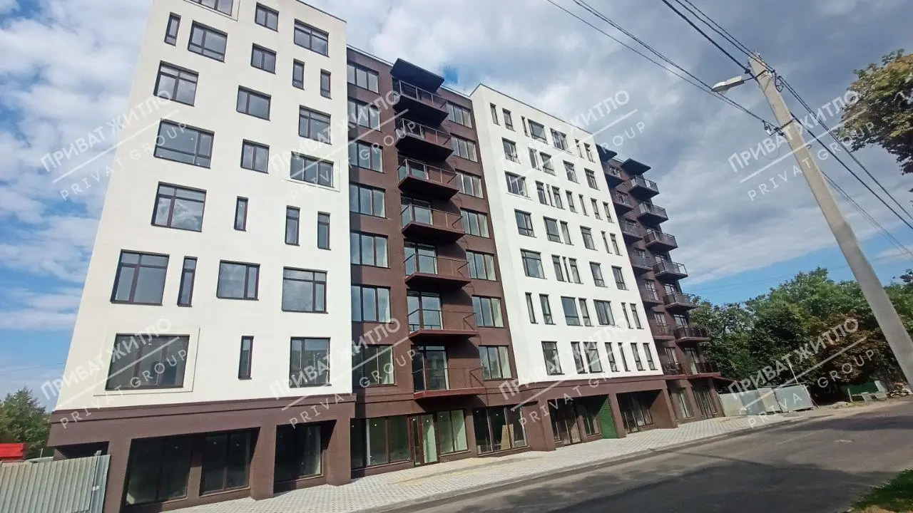 Продаж новобудови в центральній частині міста.