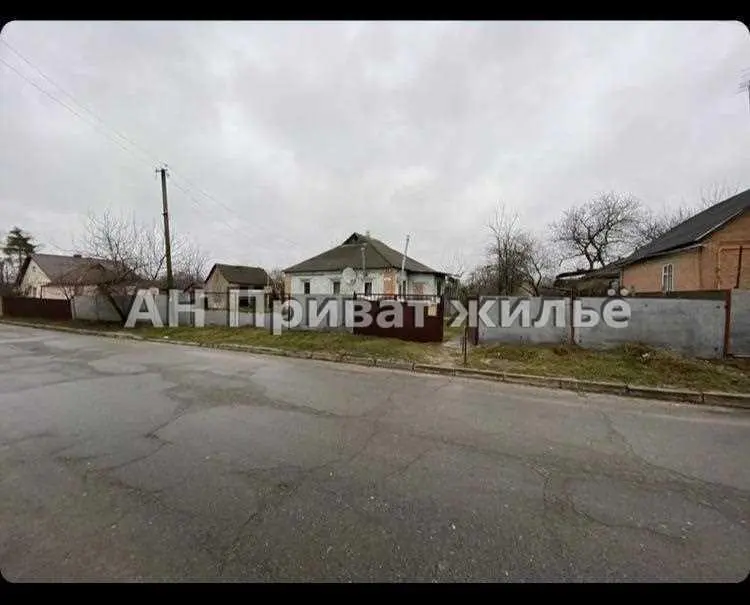 Гарний житловий будинок у с. Гора