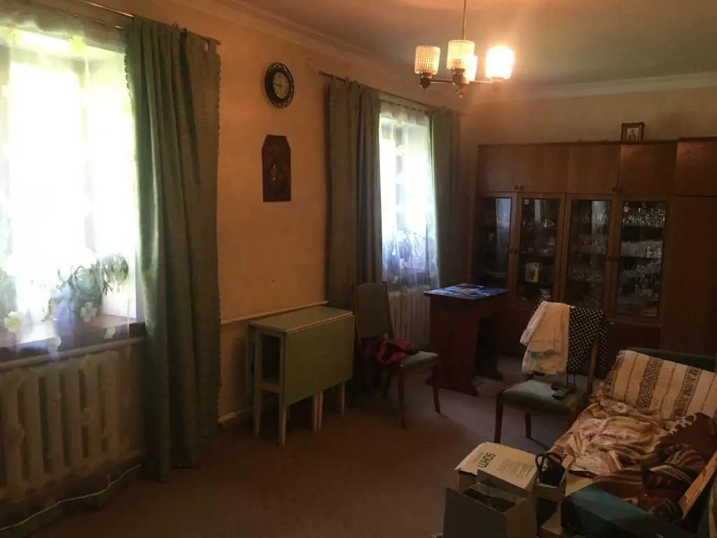 Цегляний будинок з окремим двором! 