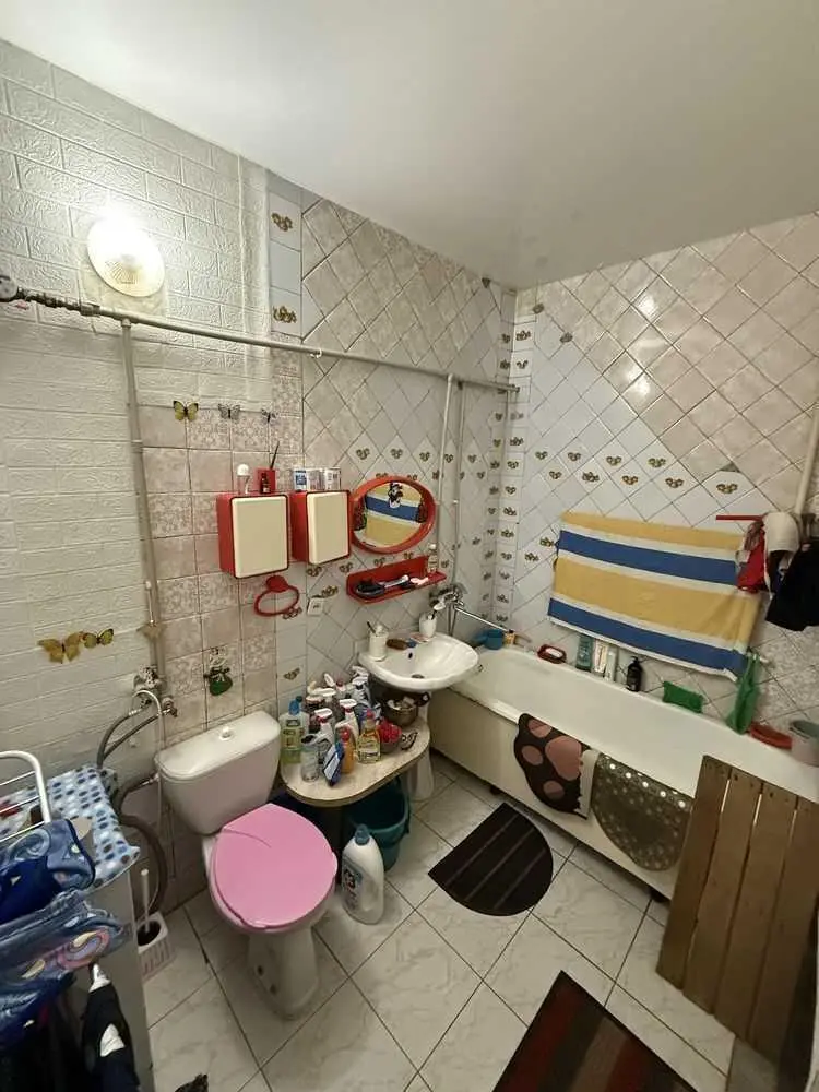 Окрема частина будинку на Вороніна