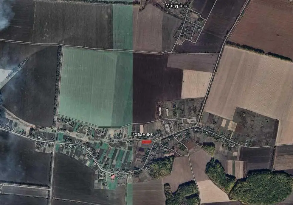 Земельна ділянка, асфальтована дорога по фасаду!