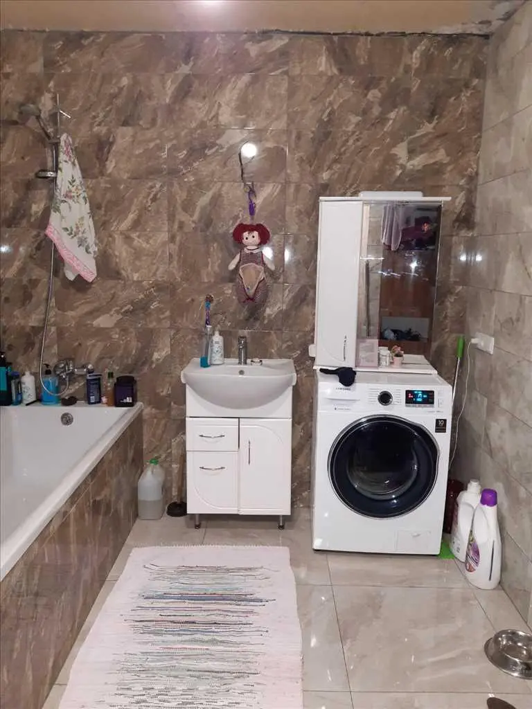 Перспективна локація поруч з пляжем на Зеленому острові.