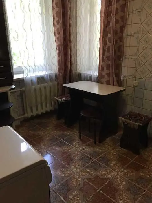 Трикімнатна в Авіагородку