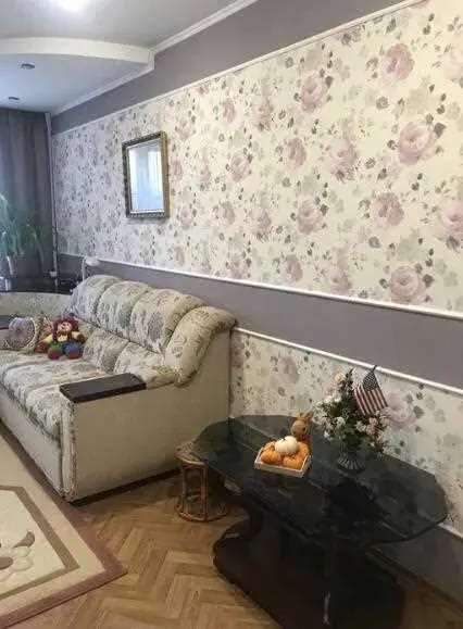 Розкішна квартира на Боженка.