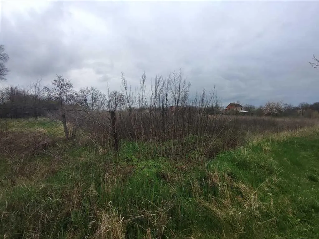 Земельна ділянка під забудову