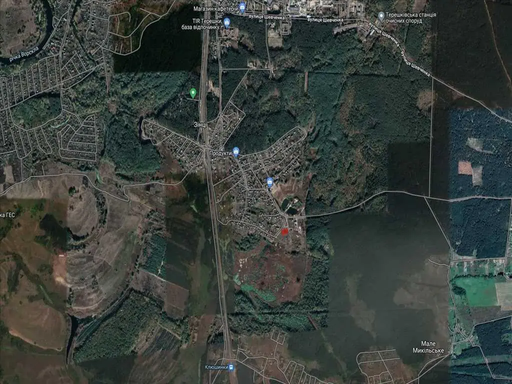 Ділянка поряд із озером у Зинцях!