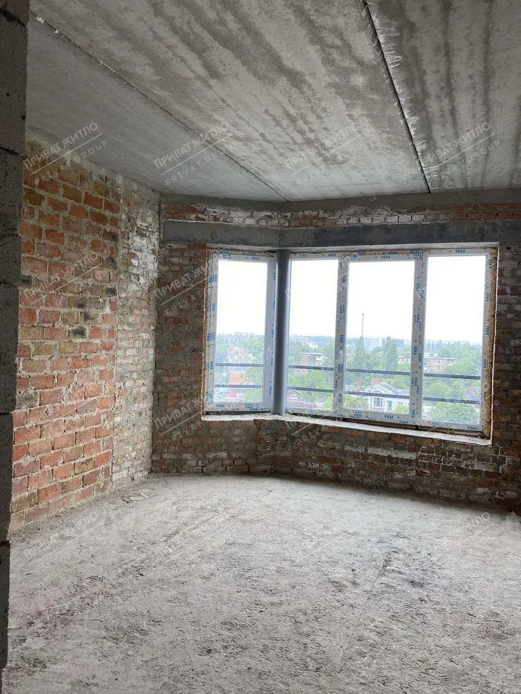 Новобудова в центрі, цегла, зданий будинок! 