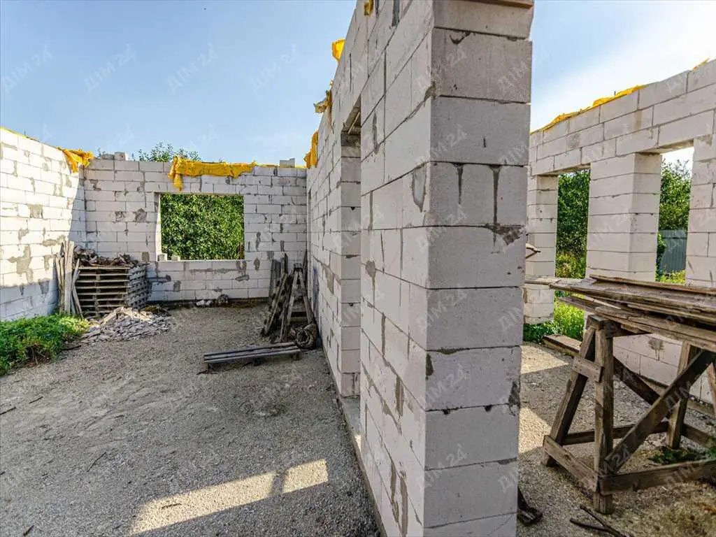 Ділянка з недобудовою в районі Автоагрегатного заводу