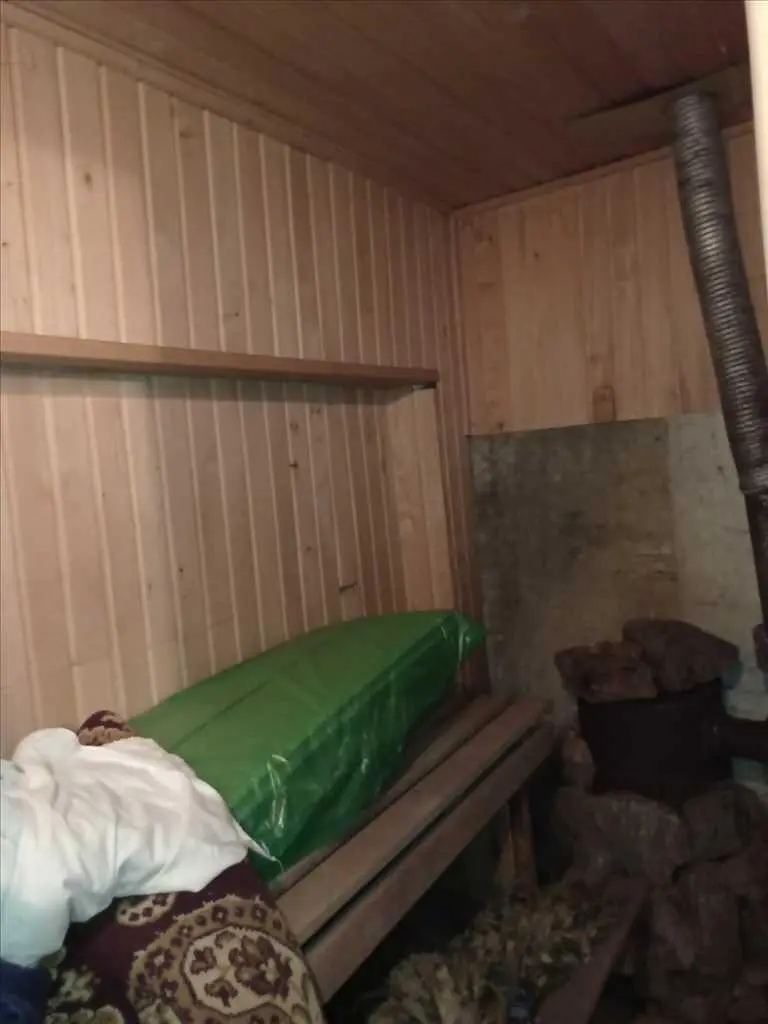 Частина будинку на Південному Вокзалі