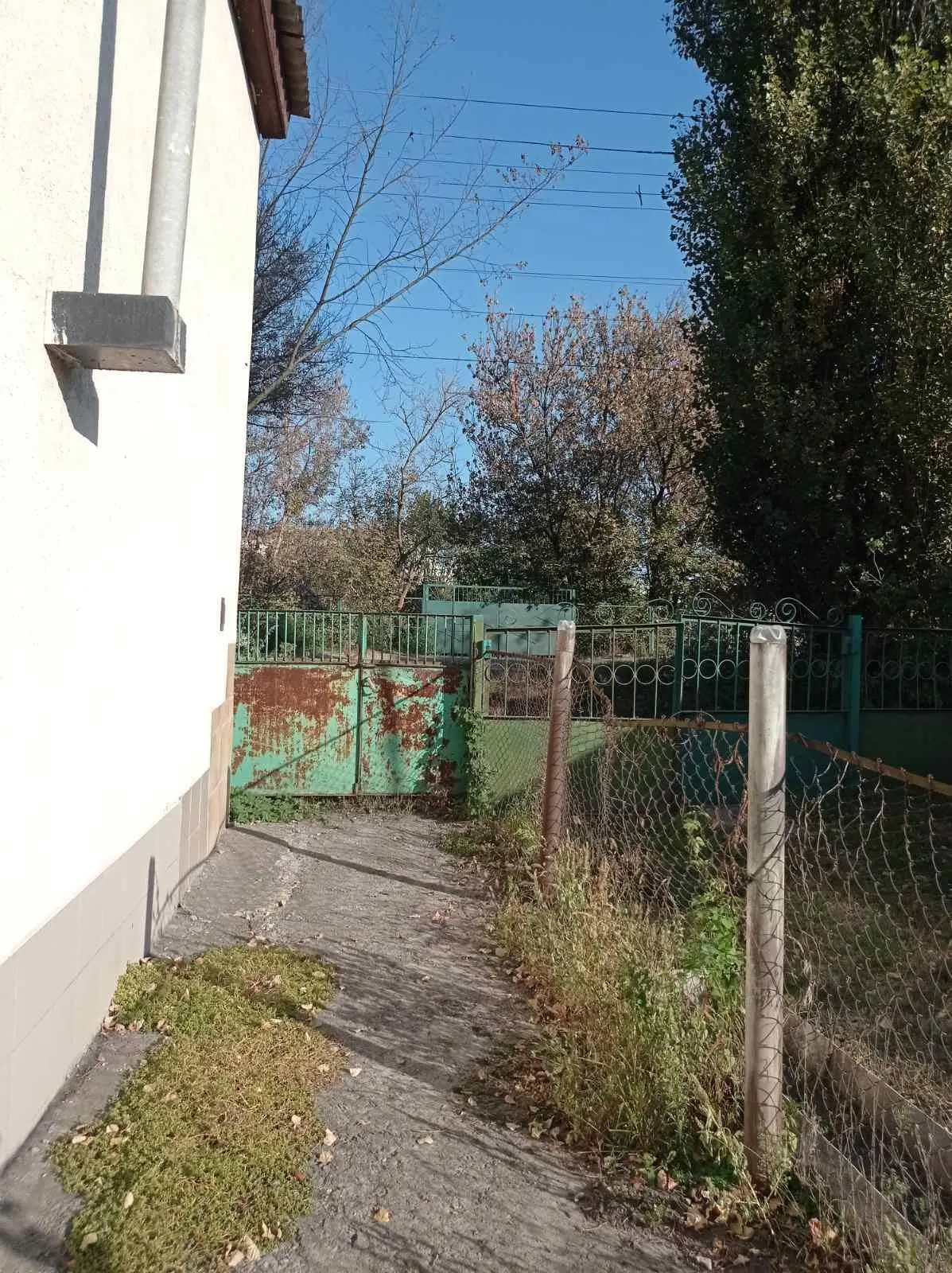 Частина будинку на Південному Вокзалі