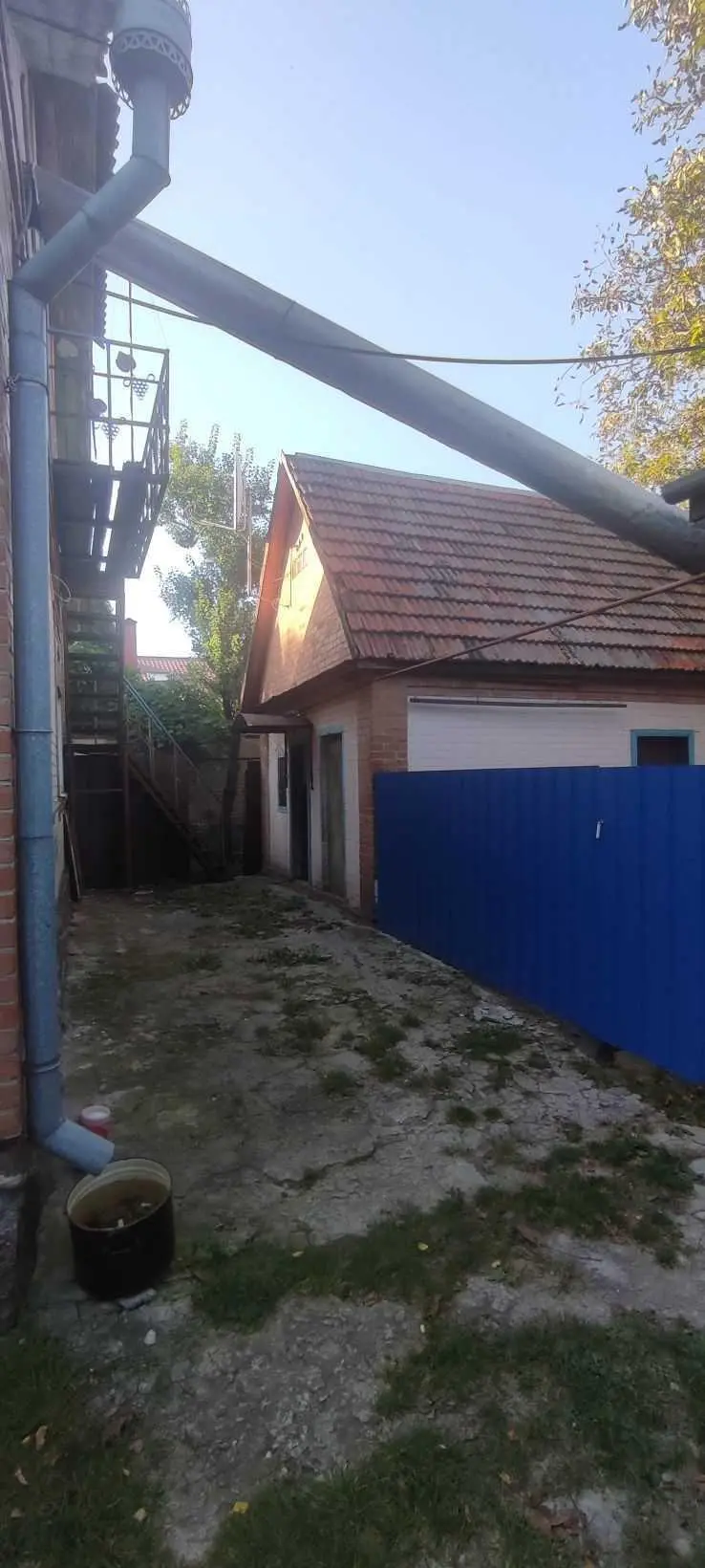 Гарний будинок у передмісті Полтави