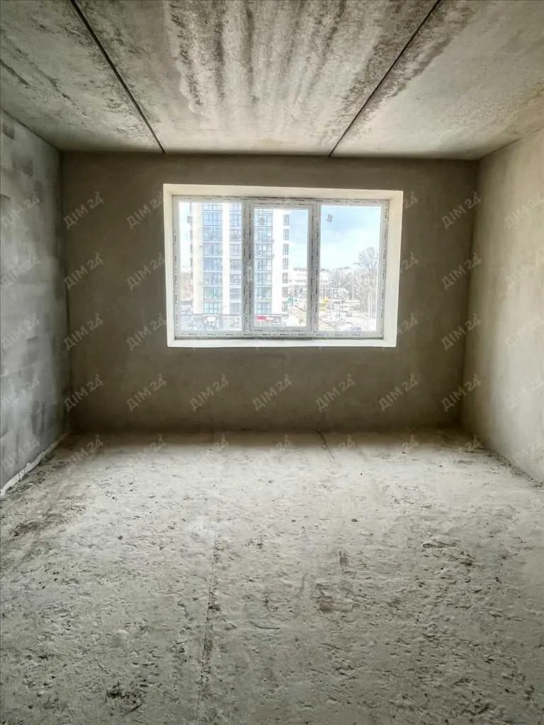 Остання квартира новобудова на Степного Фронту