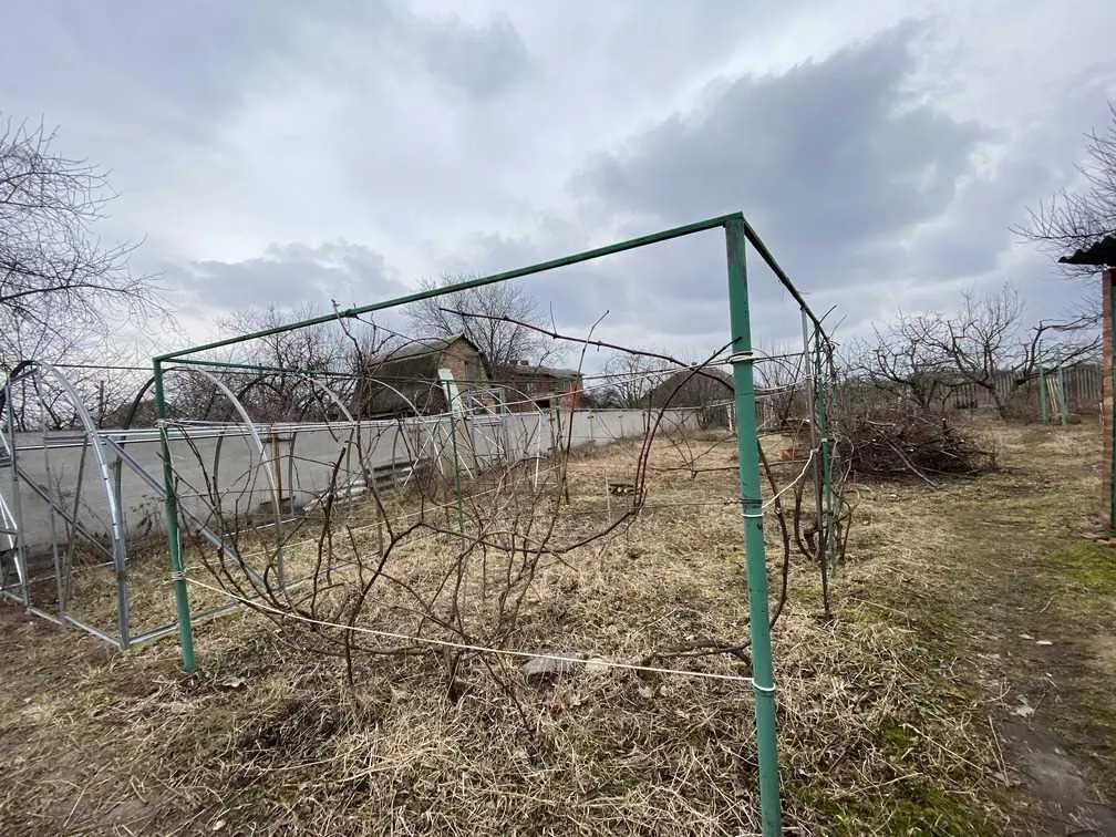 Ділянка з комунікаціями, Половки!