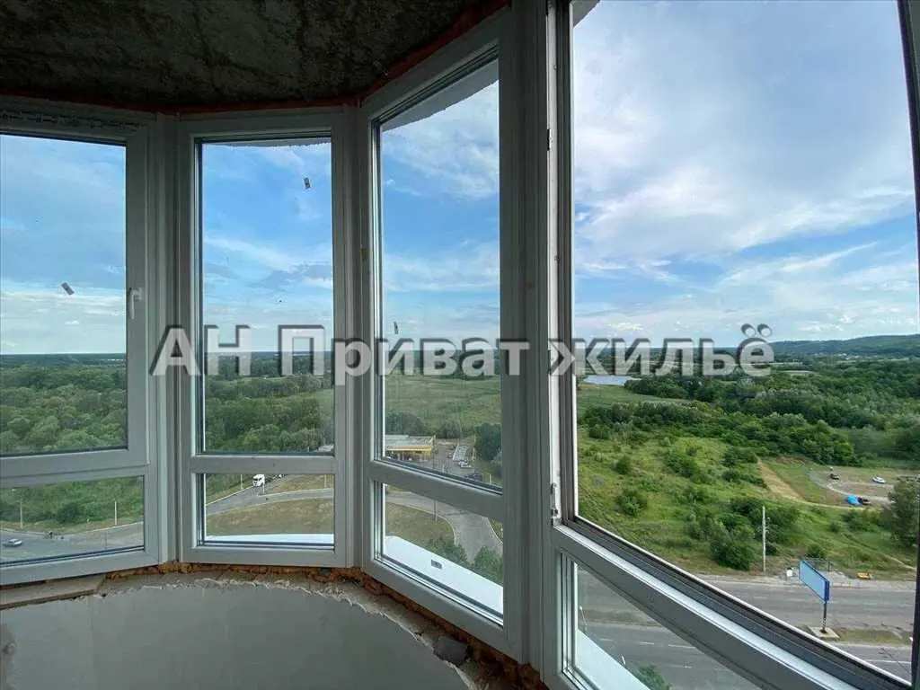 Квартира в новому будинку на Леваді