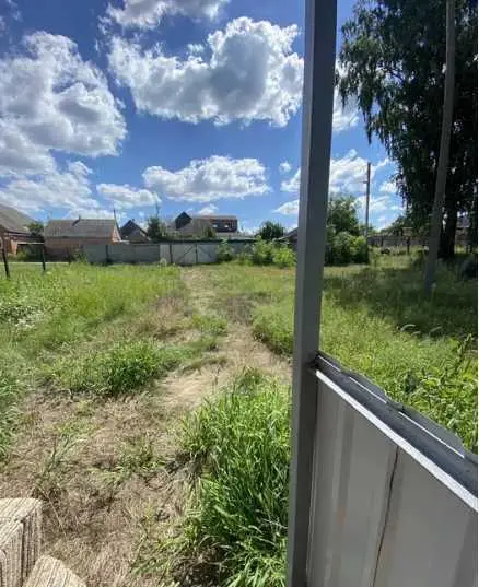 Пропонуємо 1/2 будинку в Копилах.
