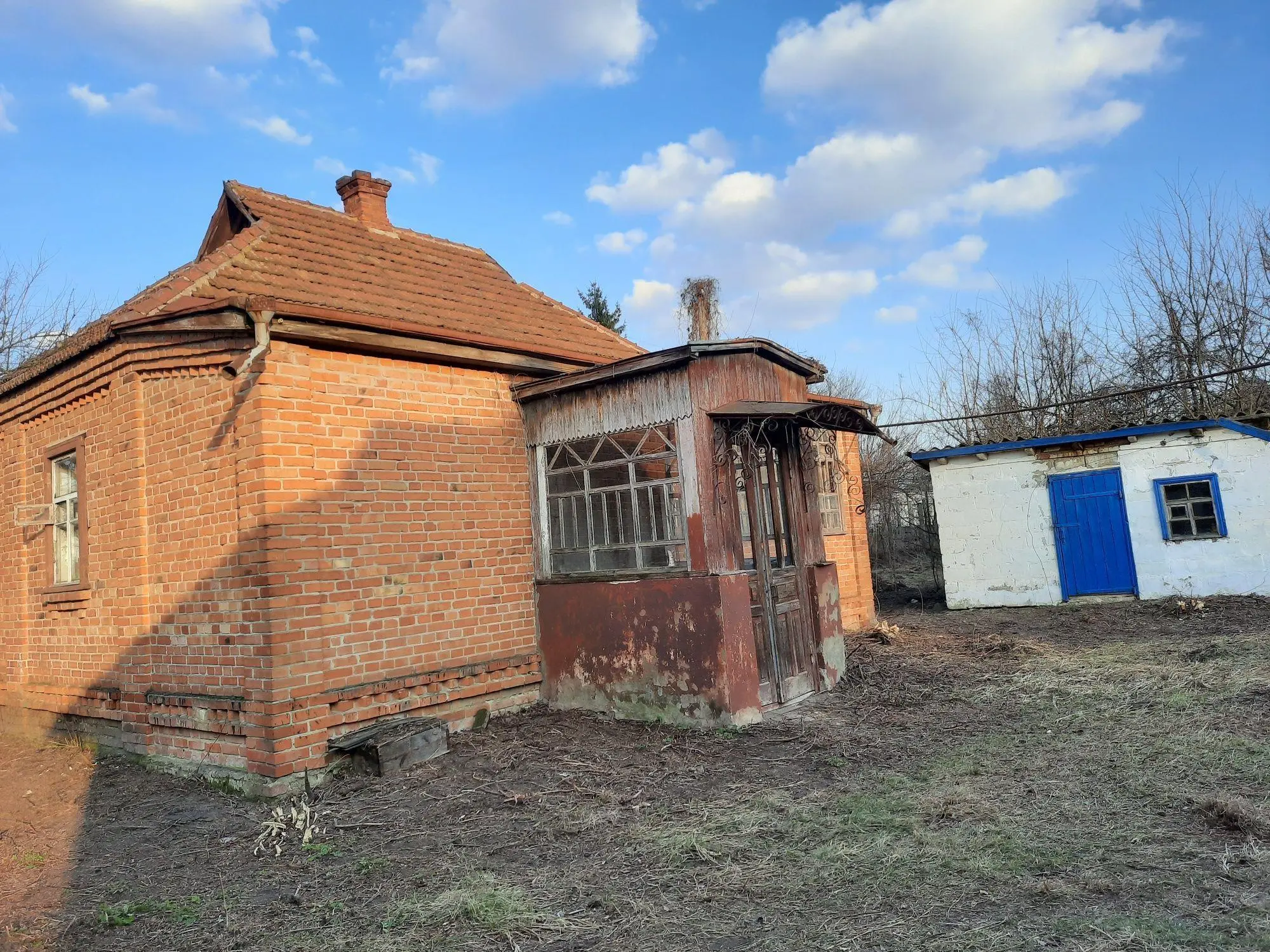 Окремий будинок поблизу міста  Полтава!