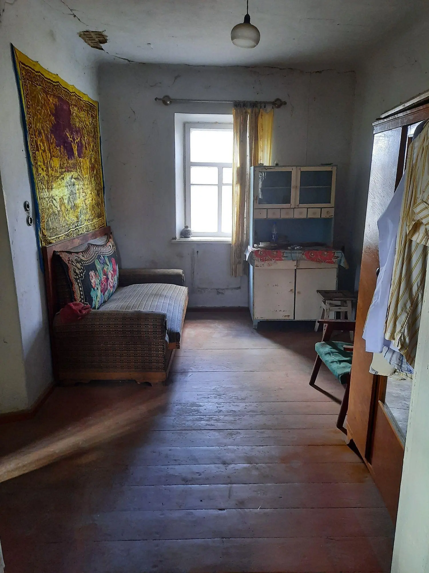 Окремий будинок поблизу міста  Полтава!