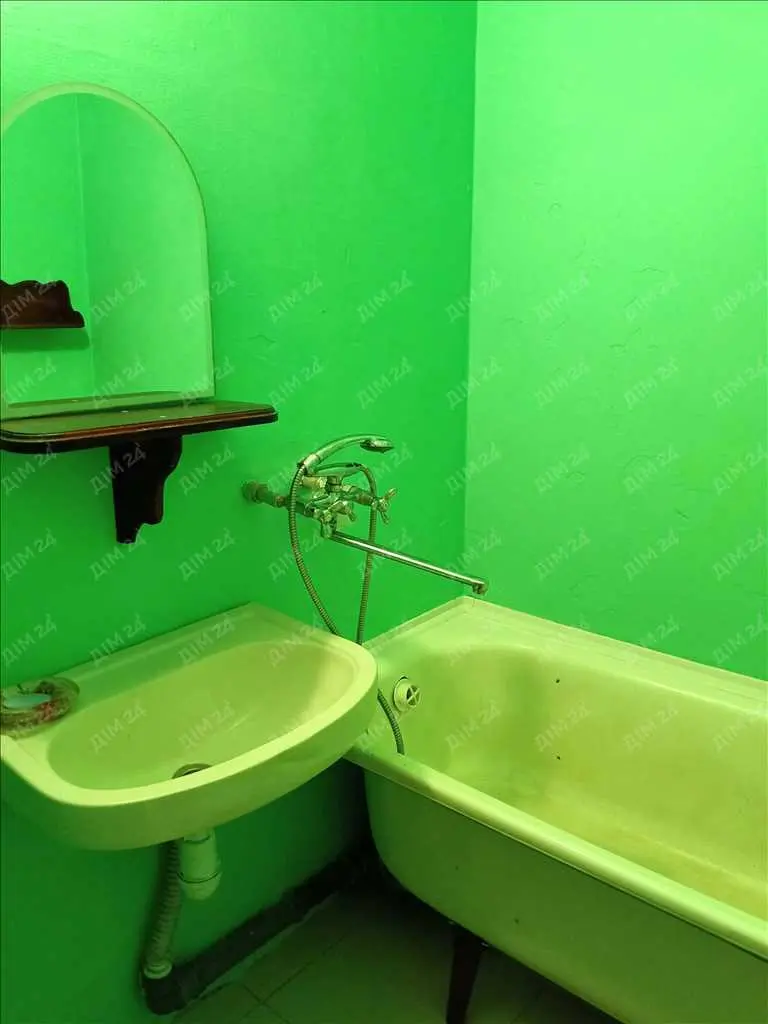 1 кімнатна квартира в Садах, вул.Героїв Сталінграда