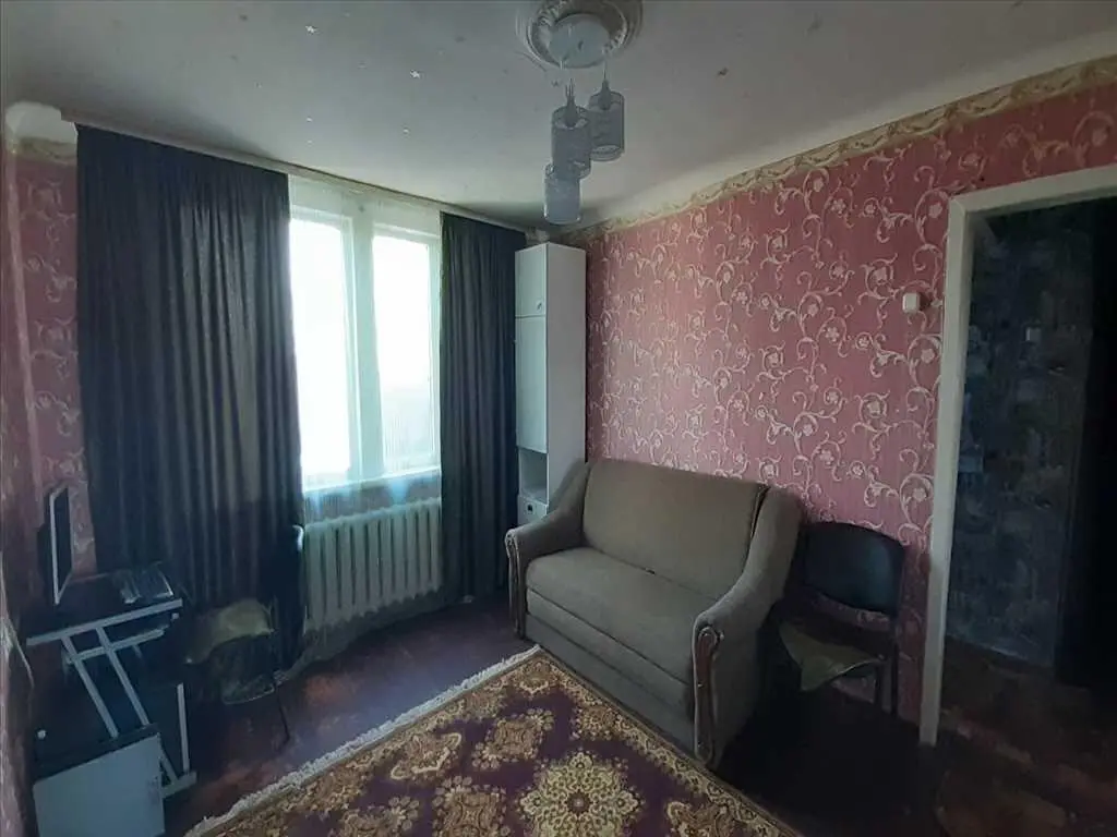 Двокімнатна квартира в центральній частині міста.