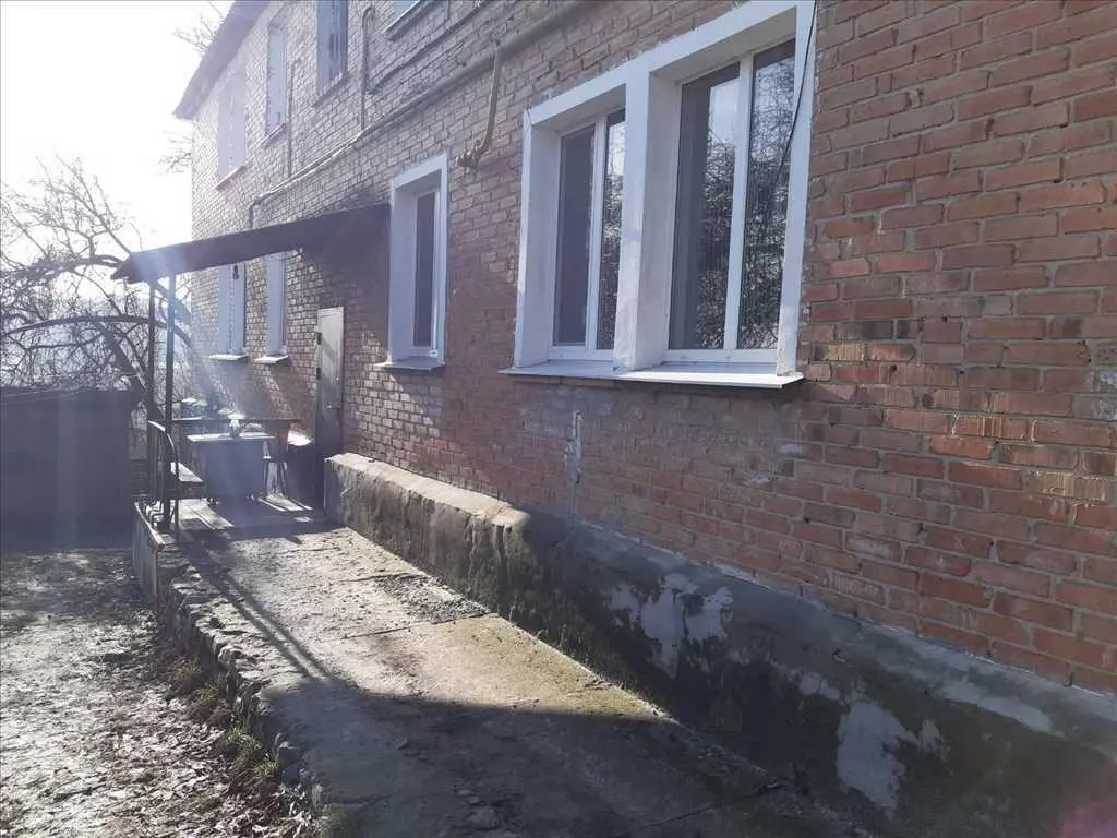 Двокімнатна квартира в центральній частині міста.