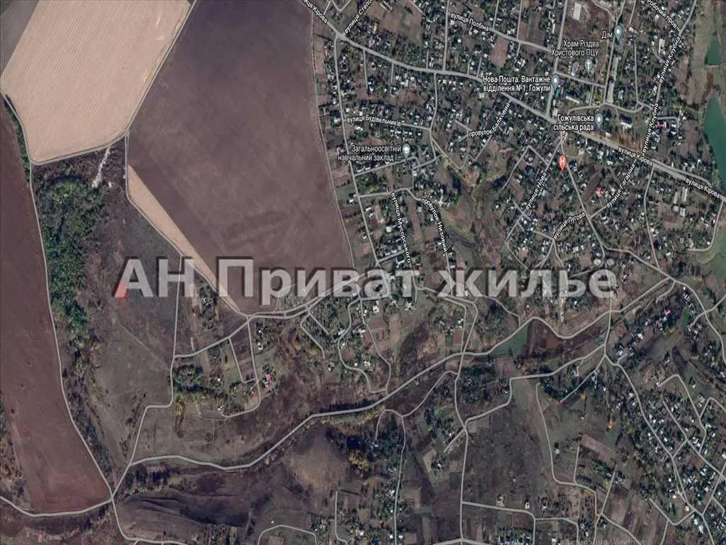 Ділянка під забудову в Гожулах