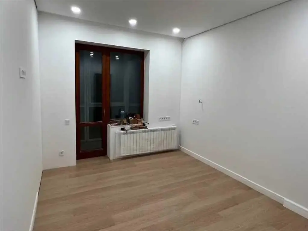 Квартира в будинку люкс класу!