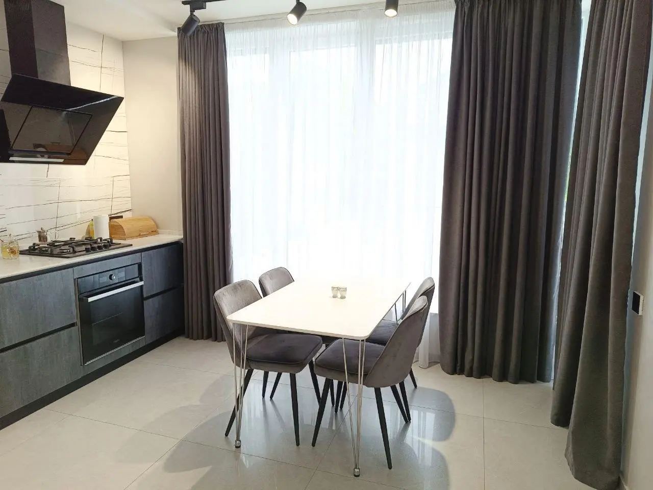 Сучасний будинок на Браїлка