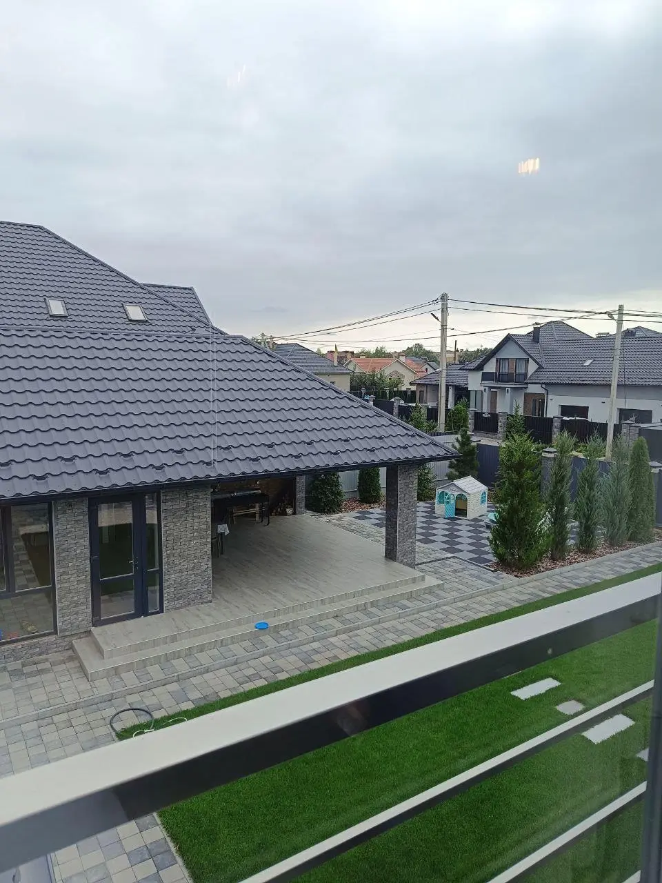 Сучасний будинок на Браїлка