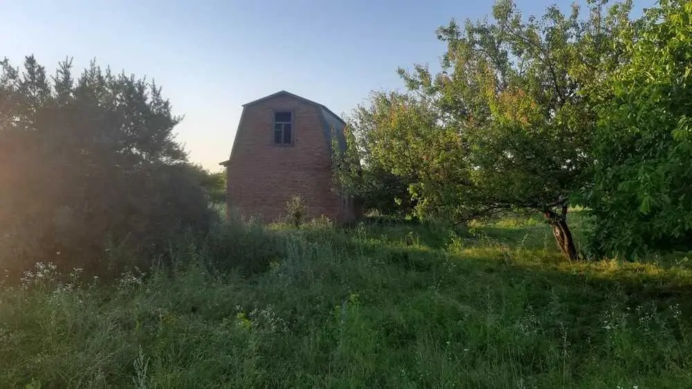 Будинок в ближньому передмісті!