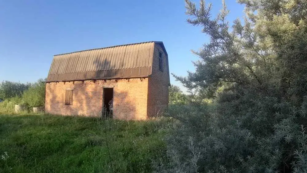 Будинок в ближньому передмісті!
