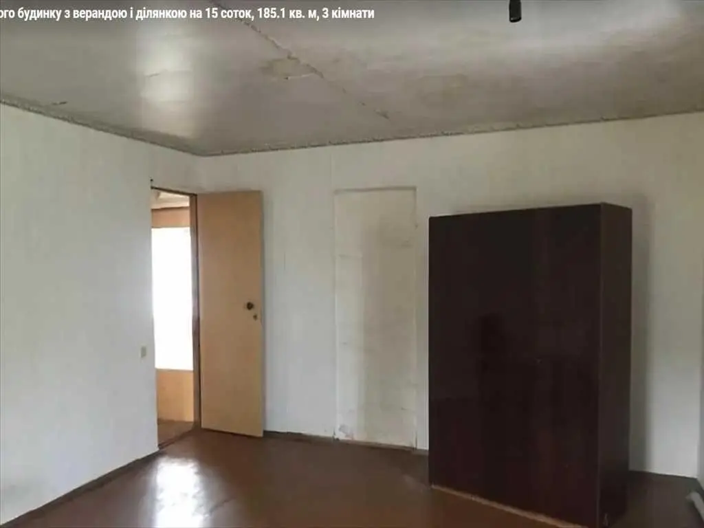 Окремий  будинок у передмісті Полтави. 