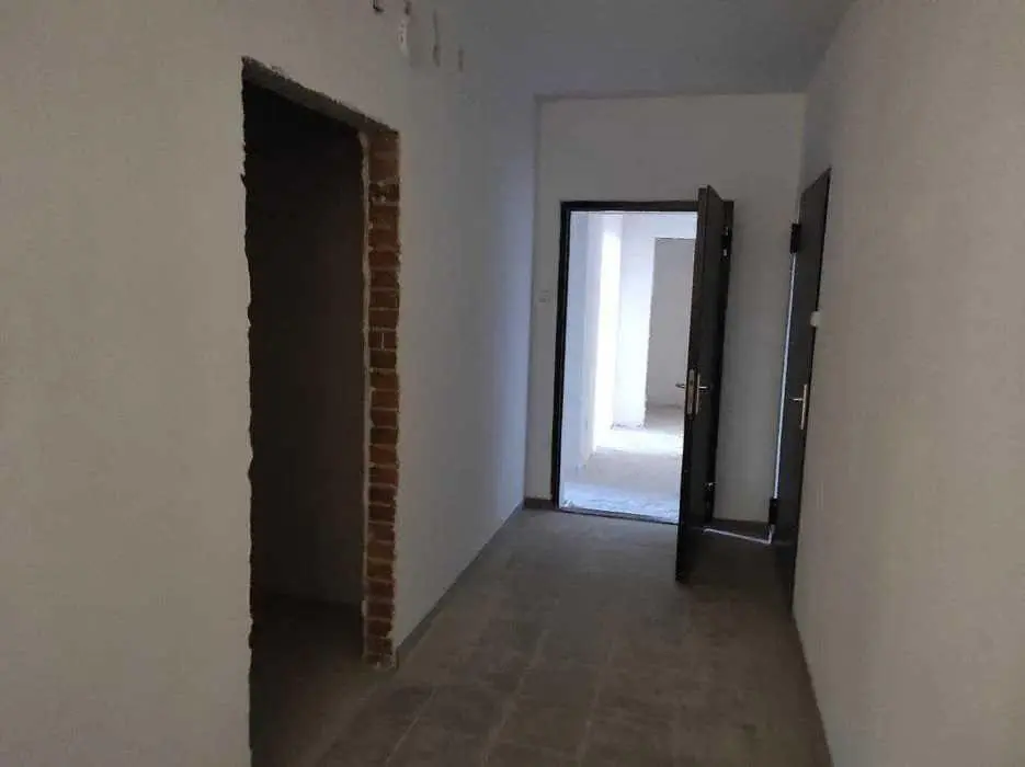  Продаж двокімнатної квартири в зданій новобудові.