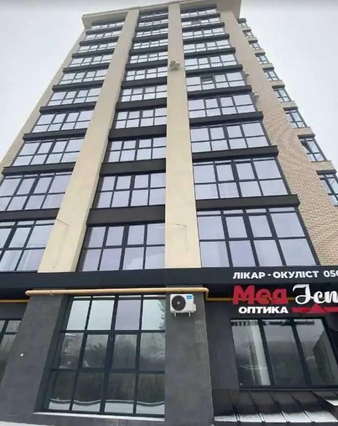 Зданий будинок в зручному місці! 