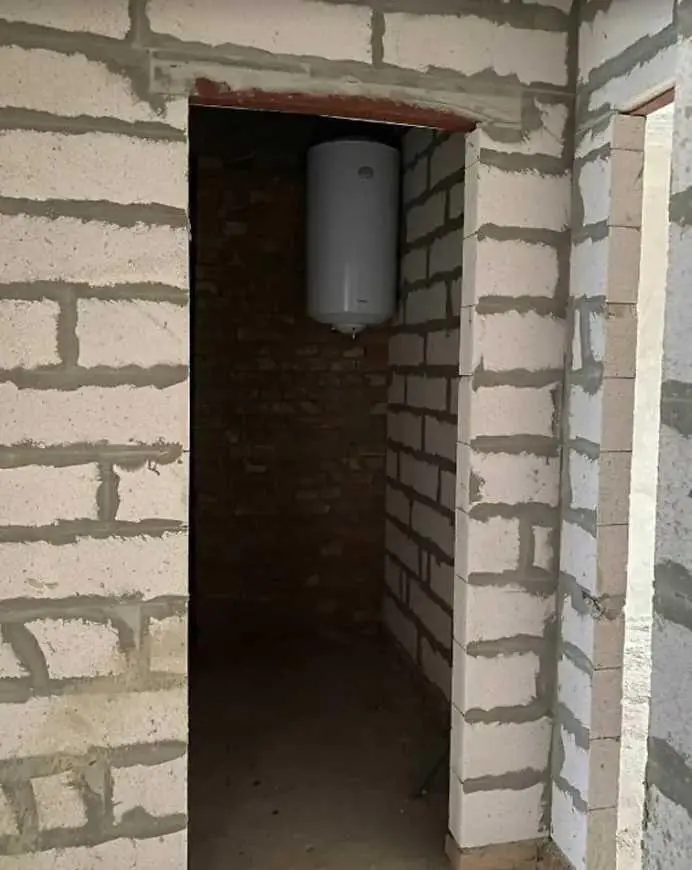 Зданий будинок в зручному місці! 