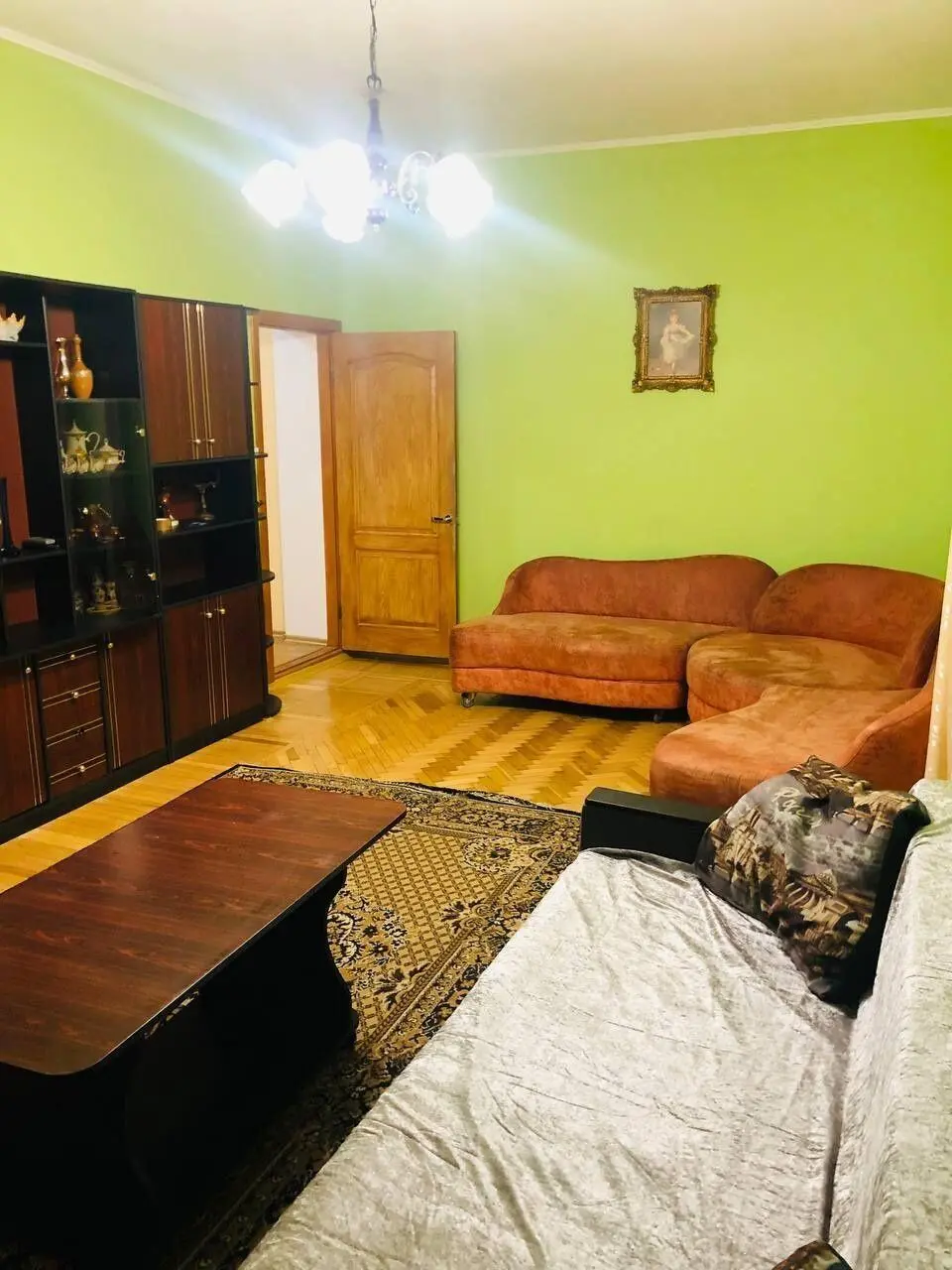 Продаж частини будинку в Центрі міста