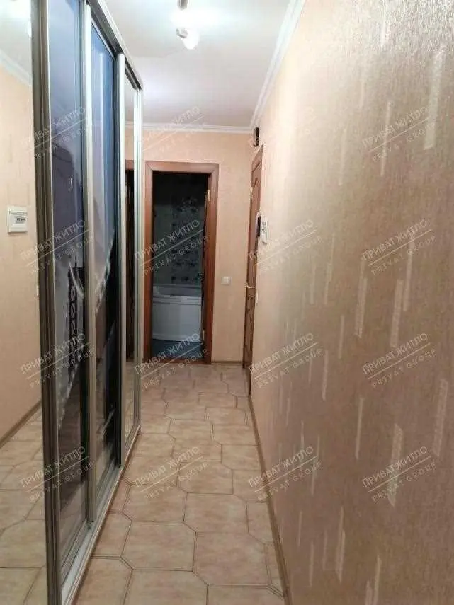 Двокімнатна квартира на Подолі!