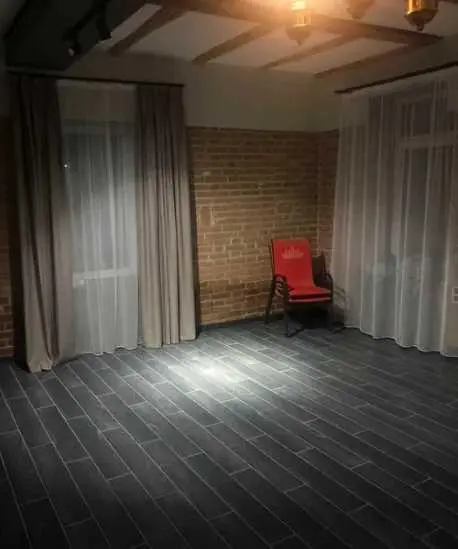 Продаж приміщення для комерц діяльності в центрі міста