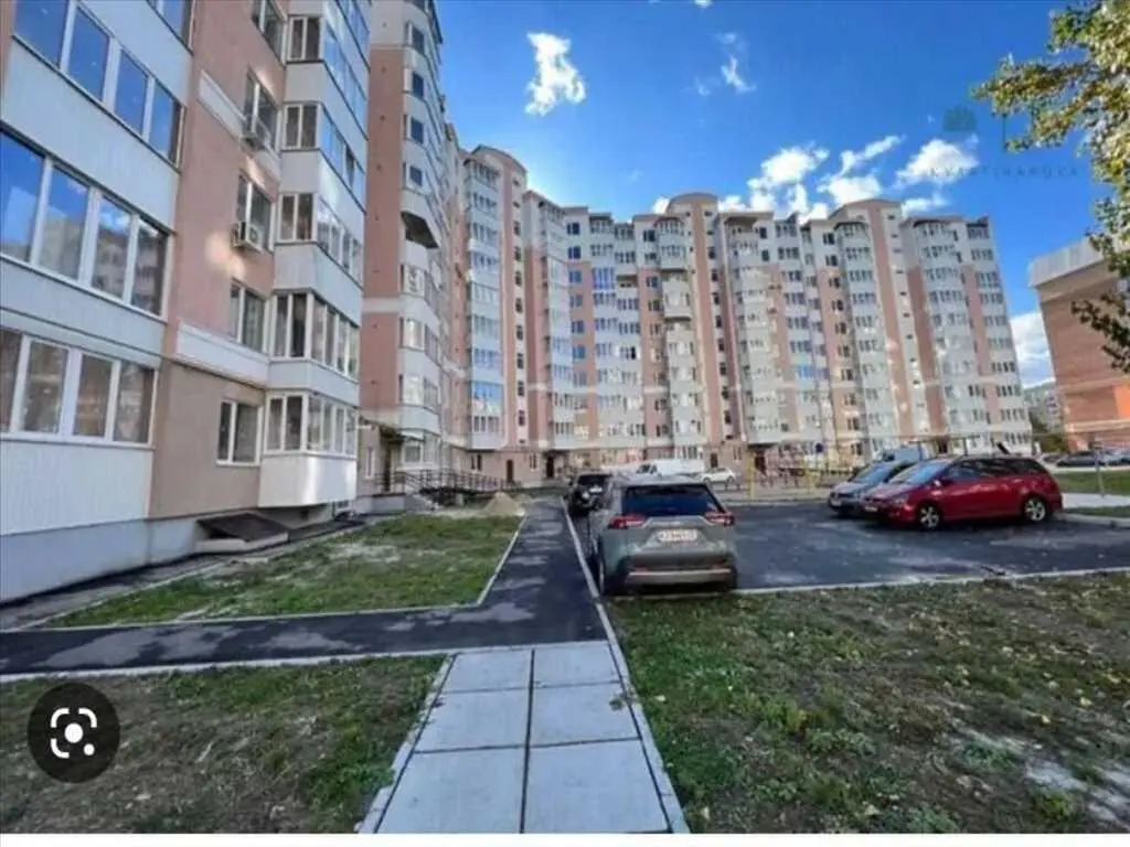 Трикімнатна кваритра в новому будинку на Леваді!