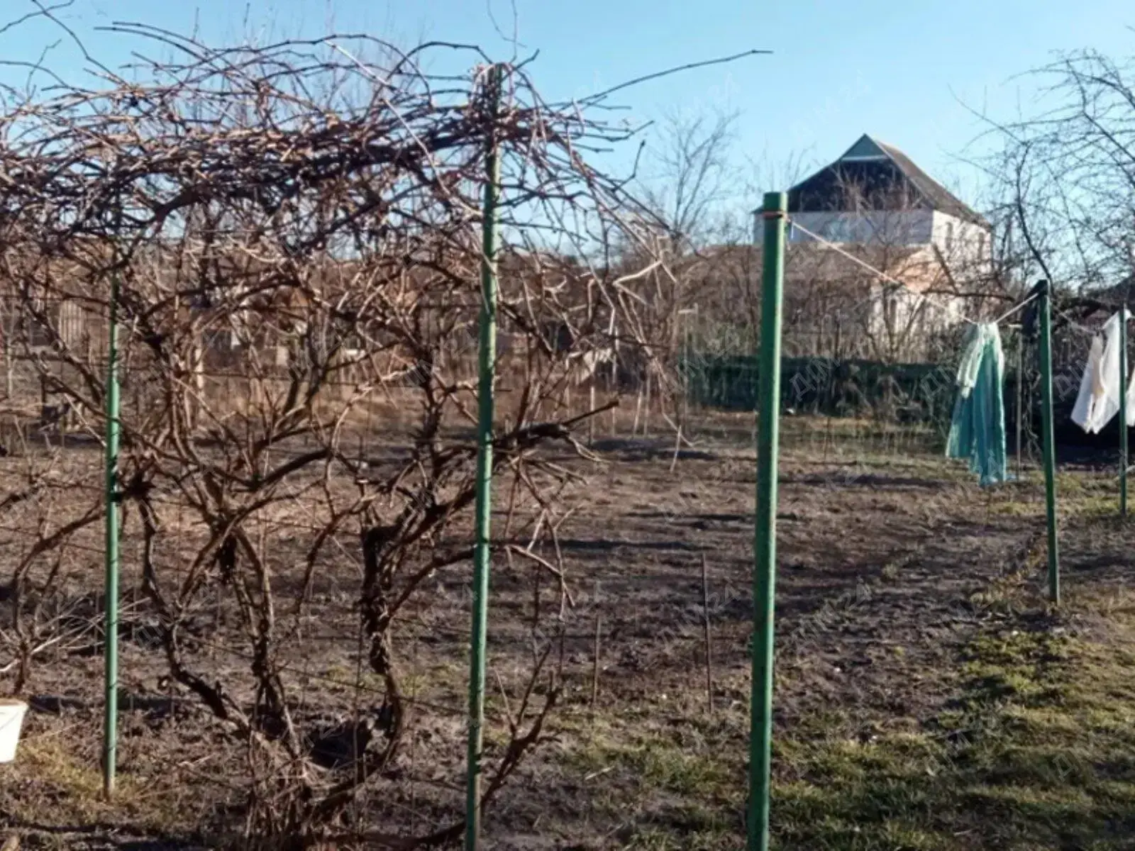 Будинок в житловому стані на Вороніна