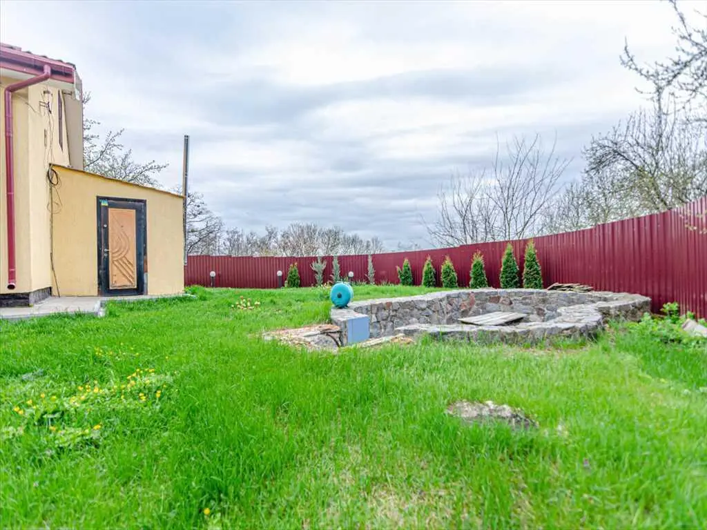 Дача для креативного відпочинку