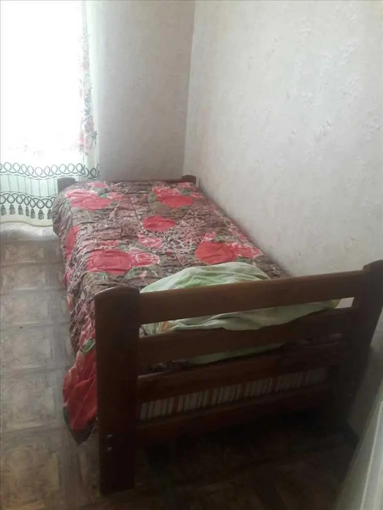 Трикімнатна квартира в Нових Санжарах.