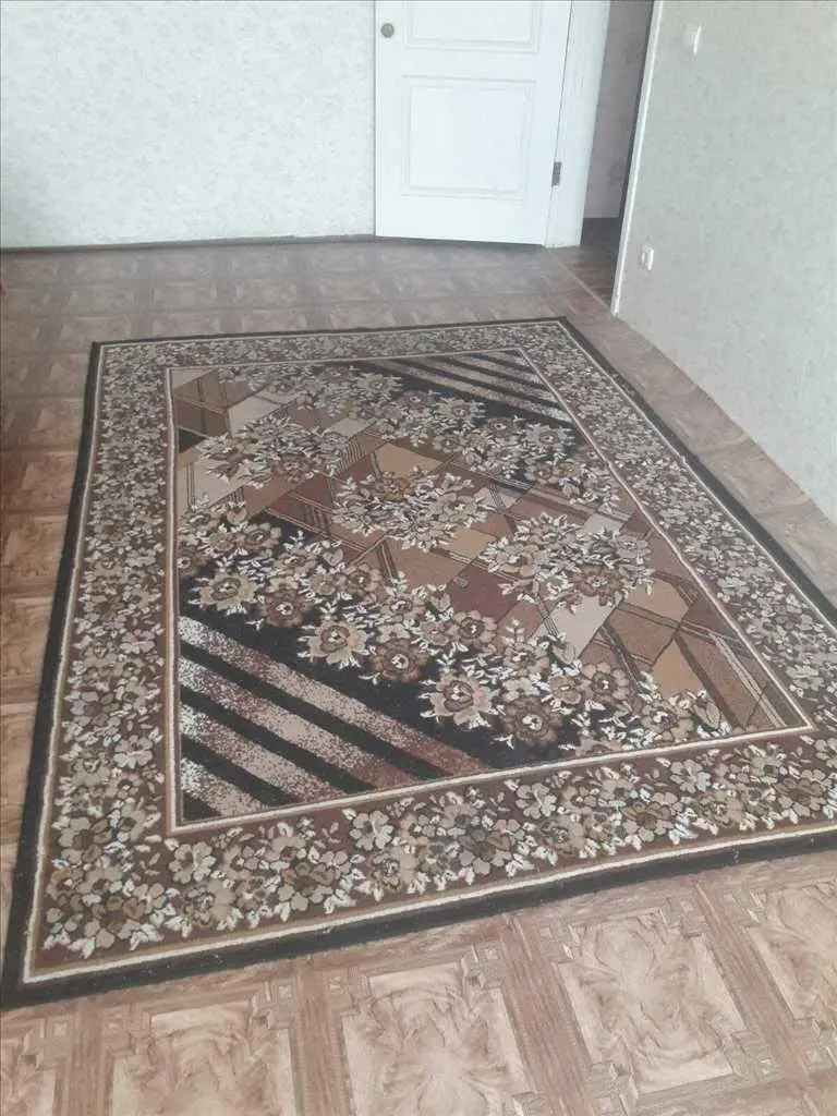 Трикімнатна квартира в Нових Санжарах.