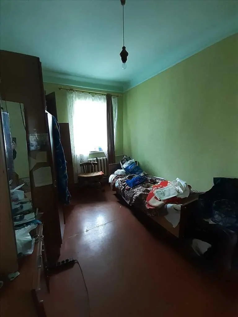 Будинок в центрі міста для великої родини.