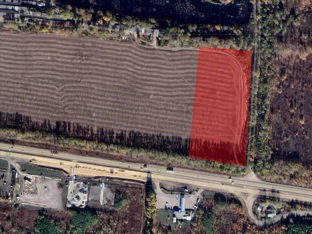 Ділянка поруч траси "Київ-Харків"