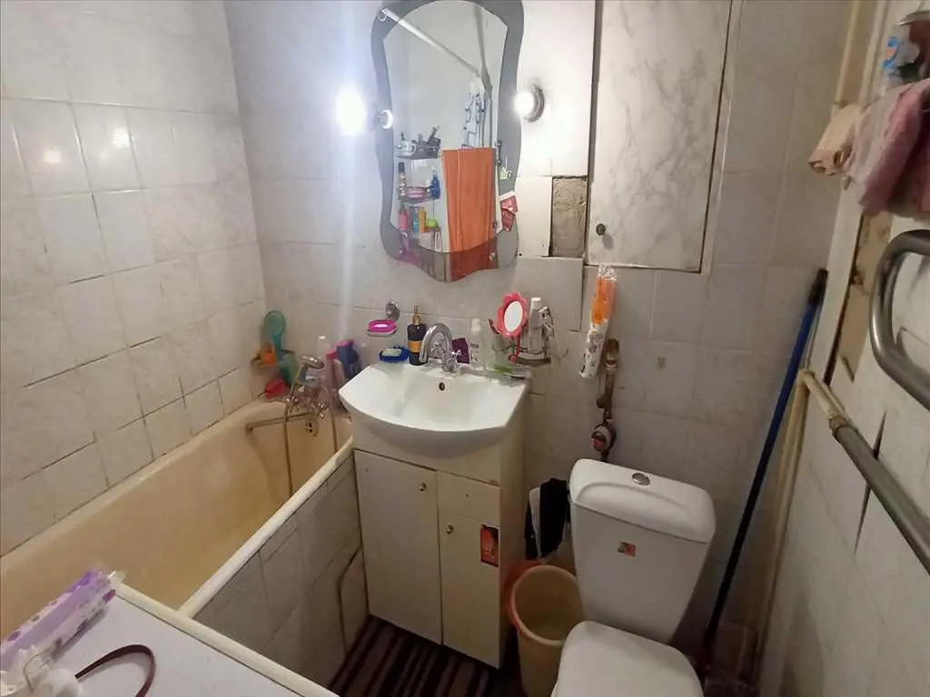 Трикімнатна квартира на Чайковського