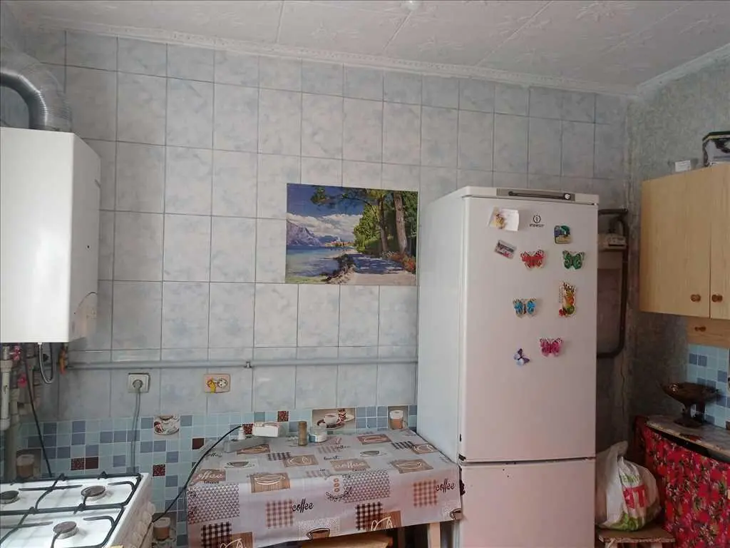 Будинок з видом на Хрестовоздвиженський  монастир