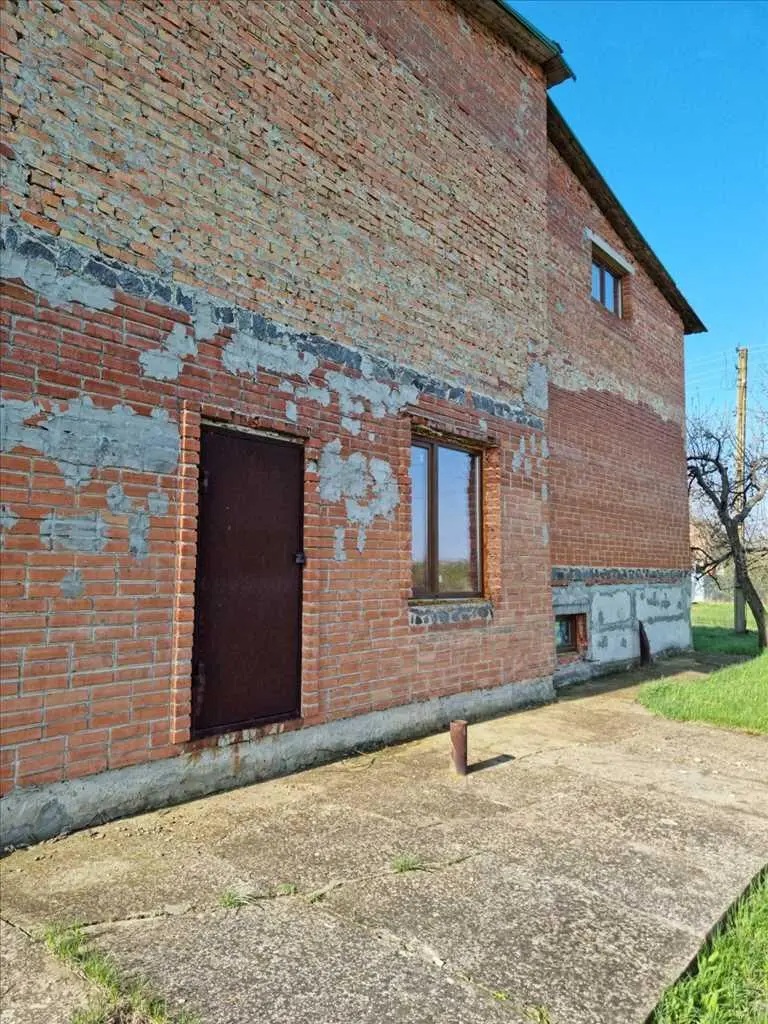 Цегляна коробка з комунікаціями в Тахтаулово! 