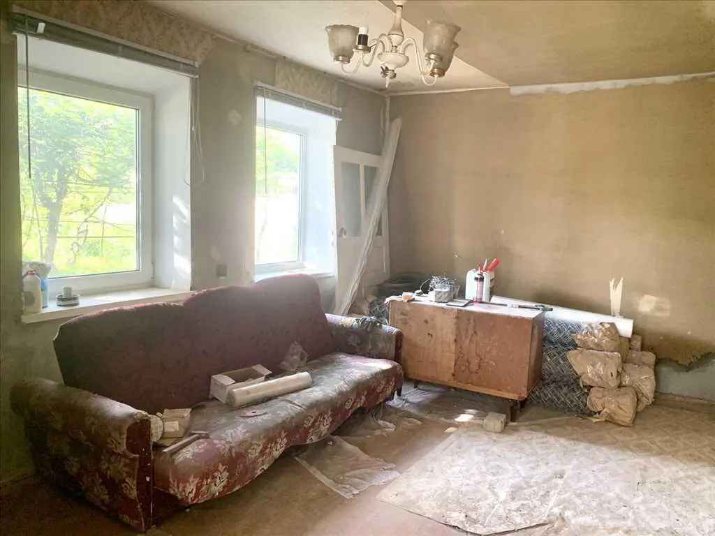 2 поверховий цегляний будинок у с.Коломацьке, 20 км від Полтави